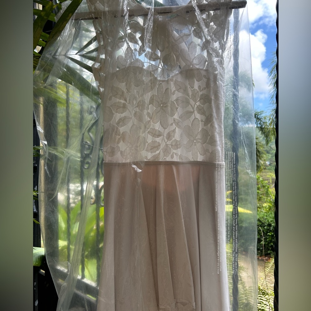 Elegant White Lace Dress